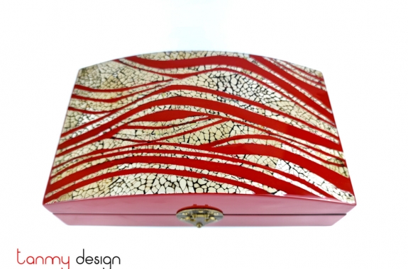  Red lacquer box with curved lid with eggshell wavesr 14x24xH8 cm